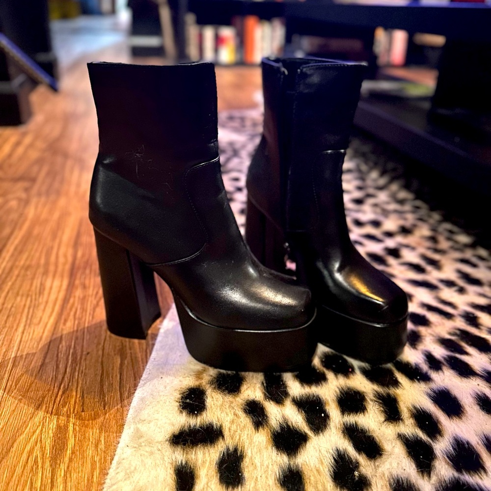 Black pleather platform boots